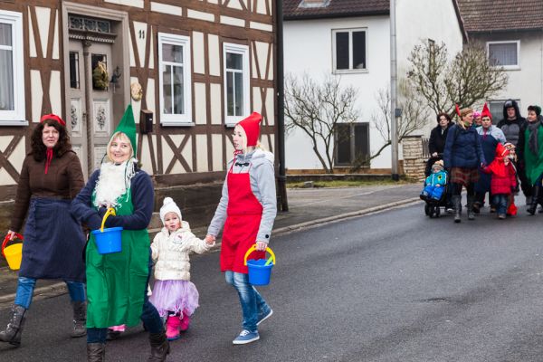 faschingsumzug-2015-12-20150217-1959445550FD4B6594-593B-A85E-5D15-7EF2F3004FD3.jpg