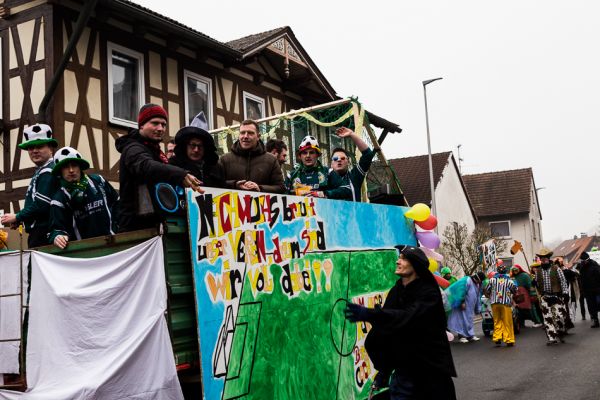faschingsumzug-2015-19-20150217-108744224226EFC445-733F-8F98-4C9E-70E89AD0EE63.jpg