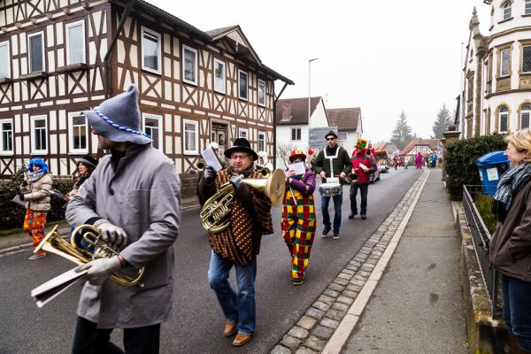faschingsumzug-2015-4-20150217-1103154312E0D18808-5010-67F8-DFC9-A5D358893342.jpg