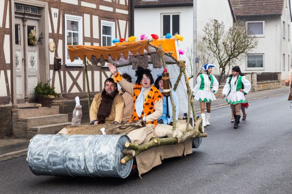 faschingsumzug-2015-8-20150217-1418564436AB64A3CD-8148-B5A4-79FE-91B33042C3CB.jpg